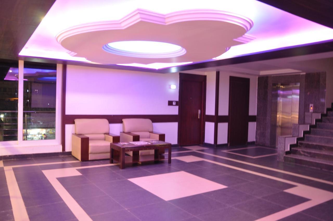 Grand Clarks Inn Badami Exterior foto