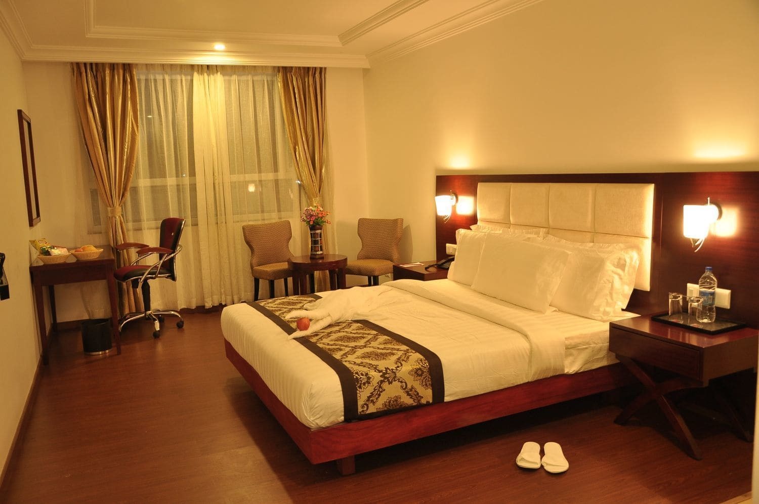 Grand Clarks Inn Badami Exterior foto