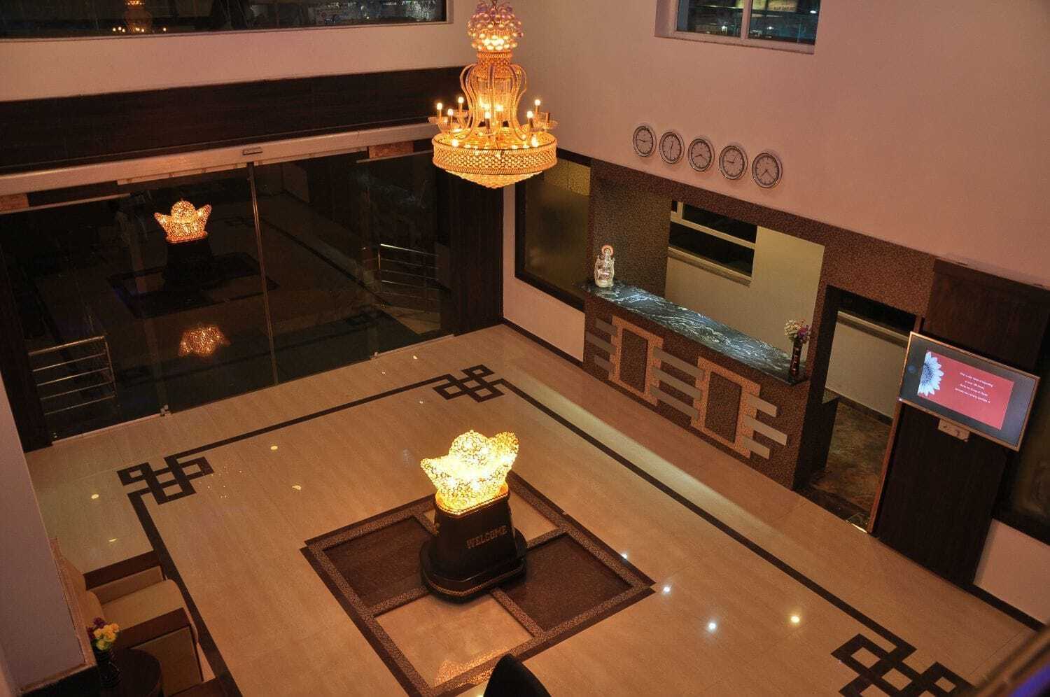 Grand Clarks Inn Badami Exterior foto